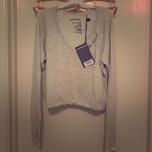 NWT good hYOUman ‘be kind’ cropped long sleeve top